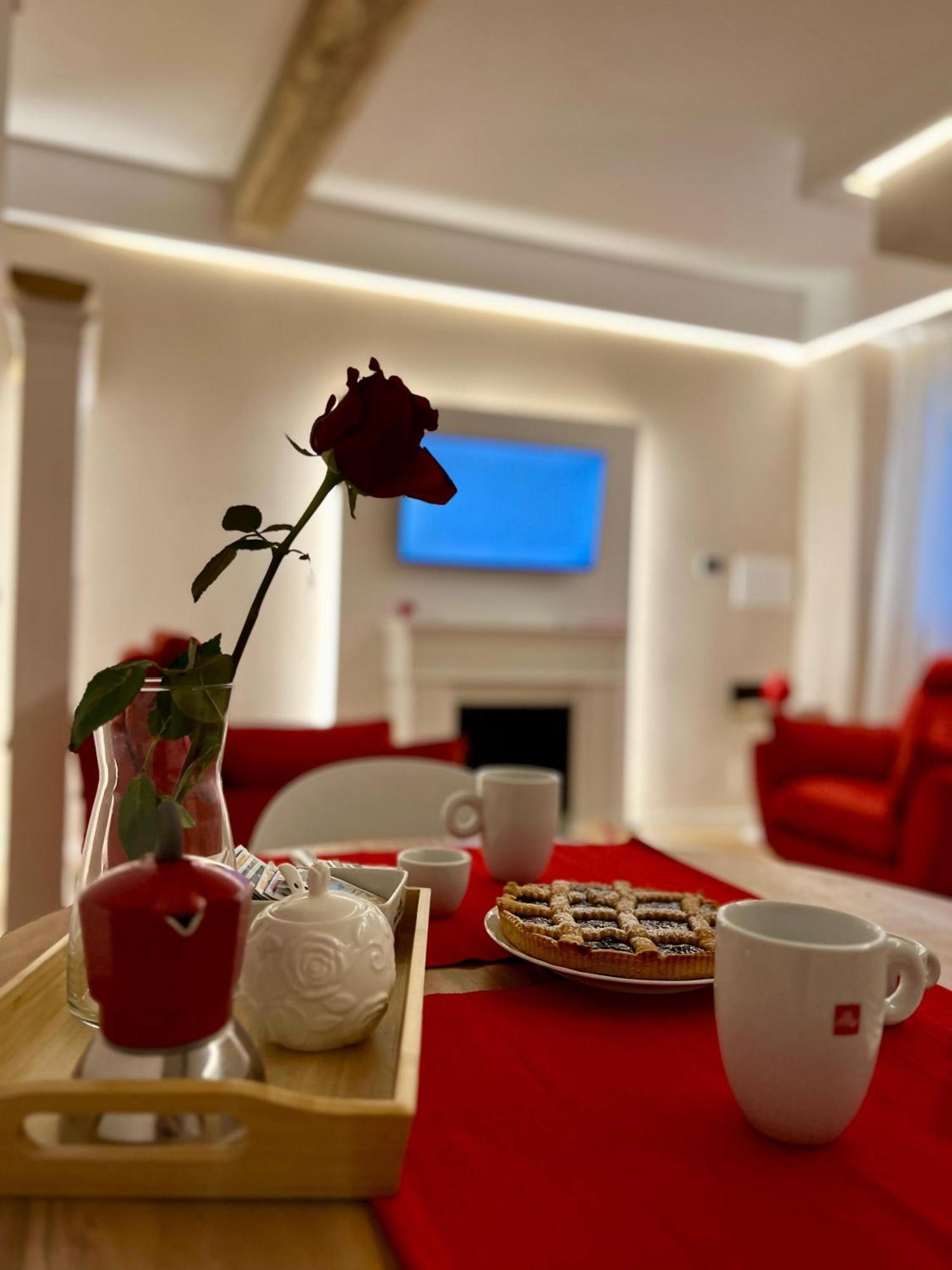 Elena'S Suite Sutri Eksteriør billede